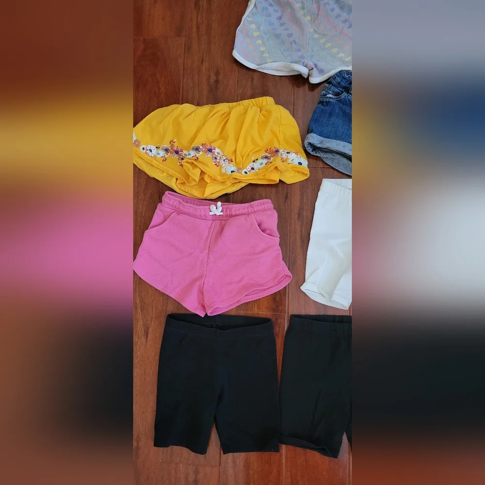 Girls shorts bundle - Picture 7 of 9